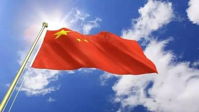 大型警车找轮胎