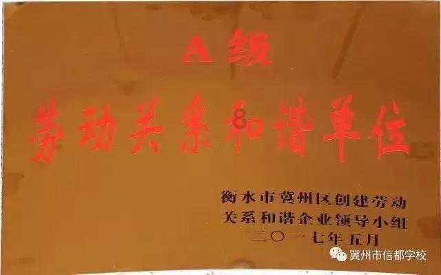 海滩小镇逃生
